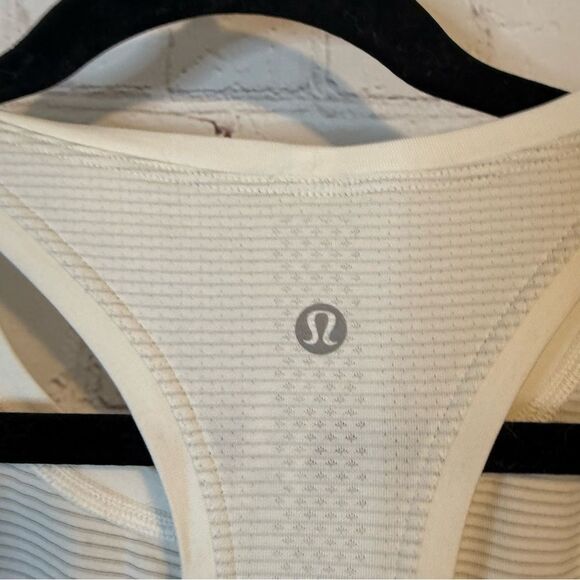Lululemon Swiftly Tech Racerback size 20 - Picture 3 of 5